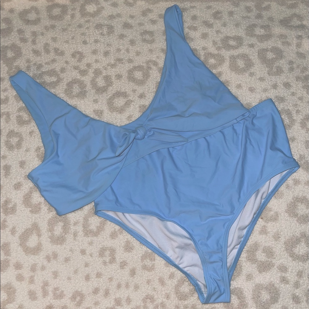 Fashion Nova tie front bikini size 3X